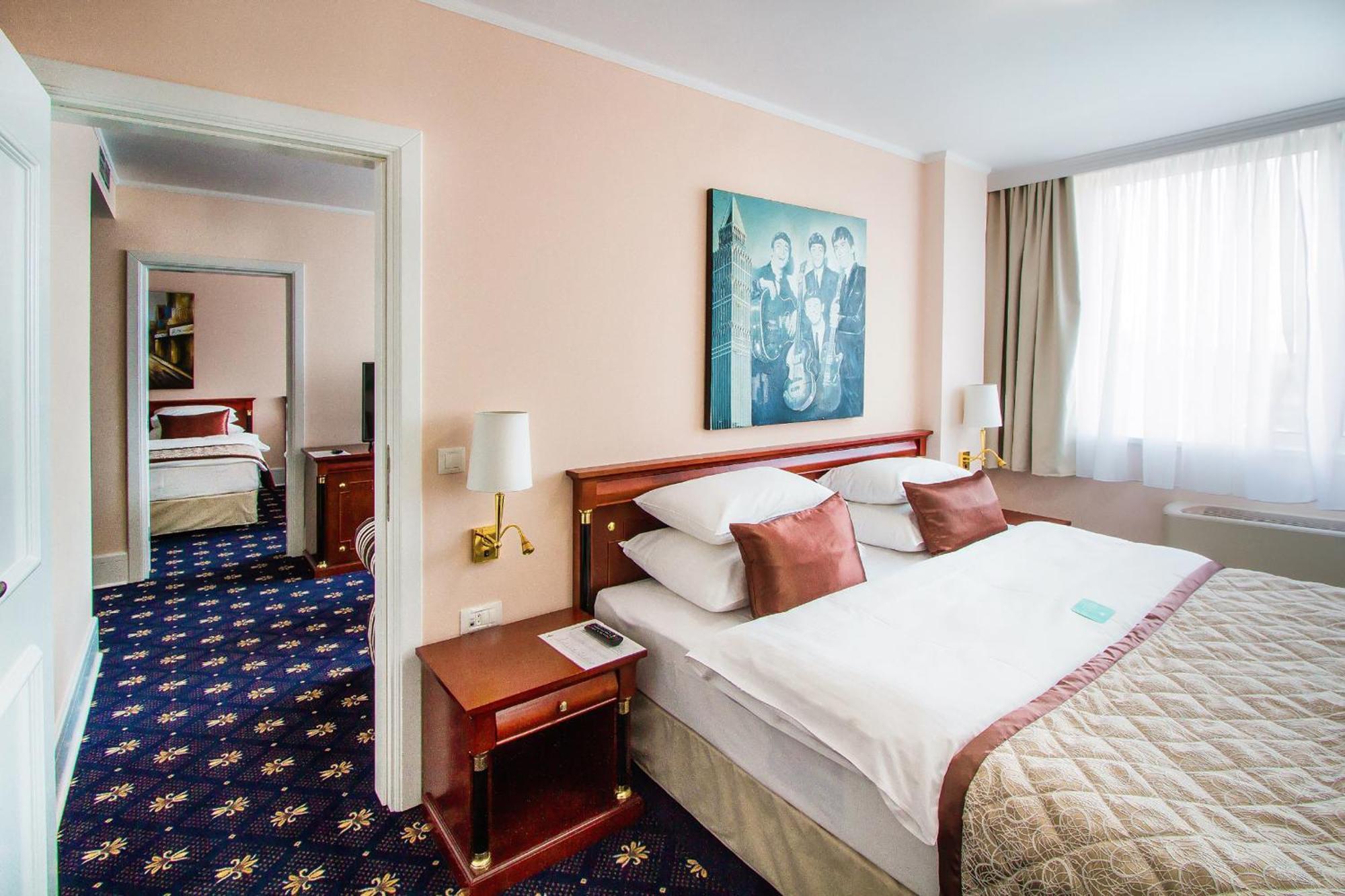 A Hoteli - Hotel Sloboda Σάμπατς Δωμάτιο φωτογραφία