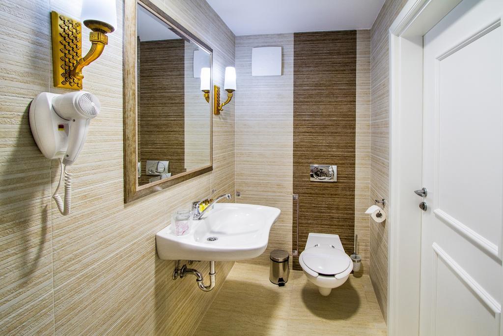 A Hoteli - Hotel Sloboda Σάμπατς Δωμάτιο φωτογραφία