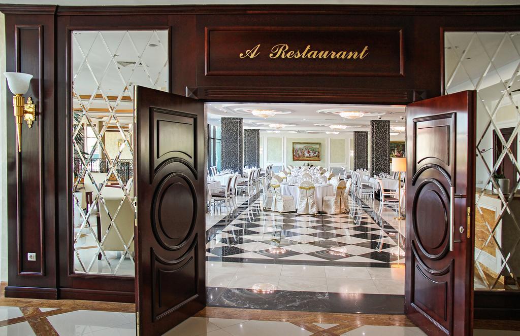 A Hoteli - Hotel Sloboda Σάμπατς Εξωτερικό φωτογραφία