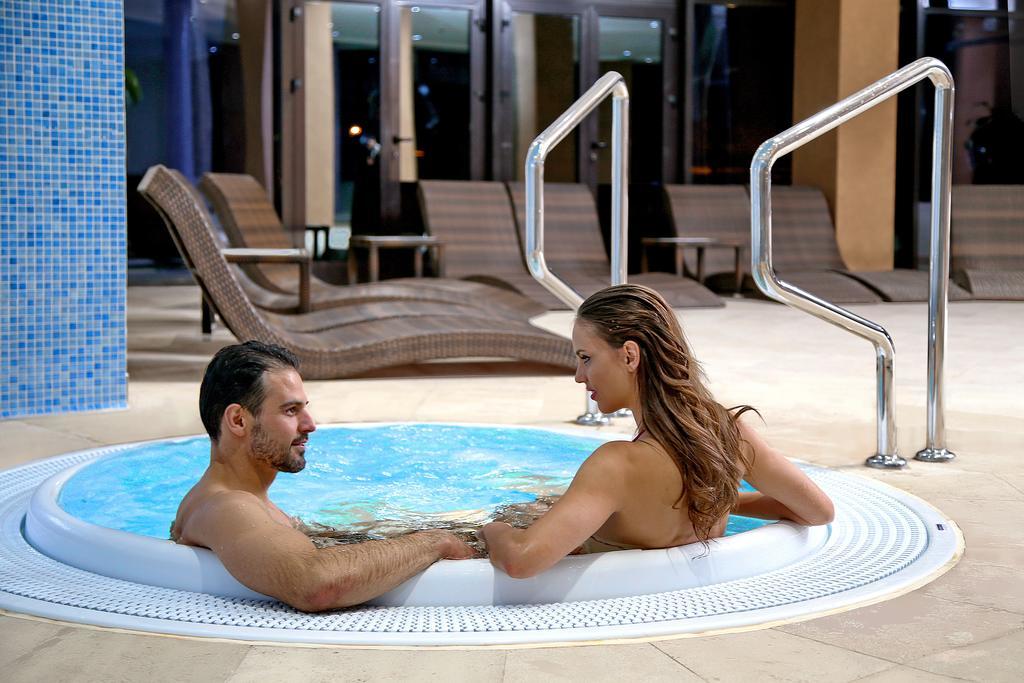 A Hoteli - Hotel Sloboda Σάμπατς Εξωτερικό φωτογραφία