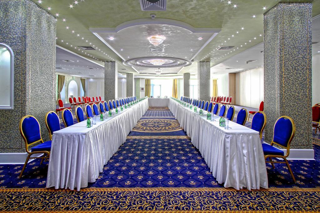 A Hoteli - Hotel Sloboda Σάμπατς Εξωτερικό φωτογραφία