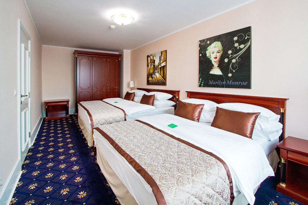 A Hoteli - Hotel Sloboda Σάμπατς Δωμάτιο φωτογραφία